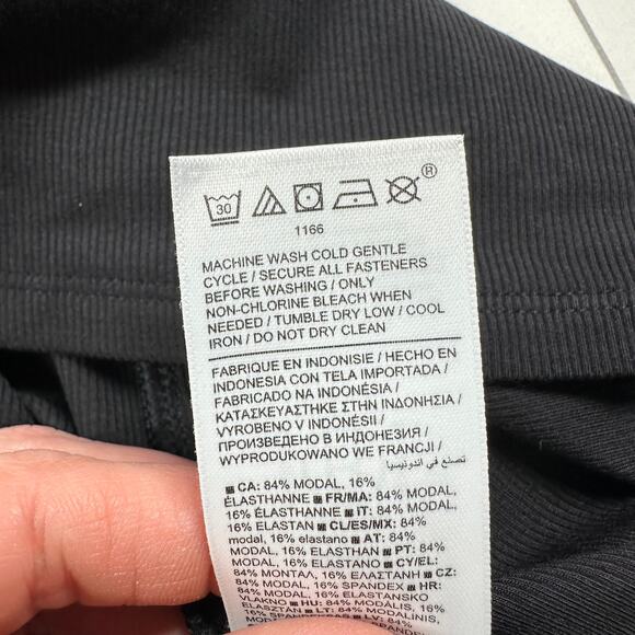 Athleta Top Womens XS Black Signature Rib Henley Modal Commute Lounge Travel New - Picture 7 of 10